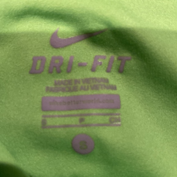 Lime green Nike Dri-fit women work out shorts - Picture 3 of 3